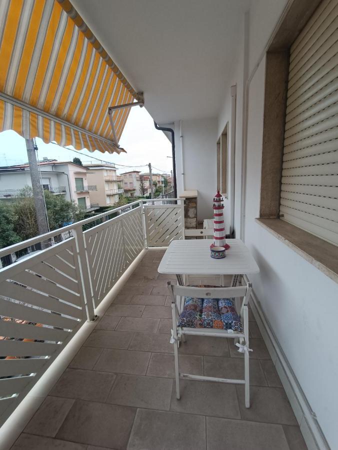 Il Don Minzoni 98 "Casa Vacanze" Lido di Camaiore Exterior foto
